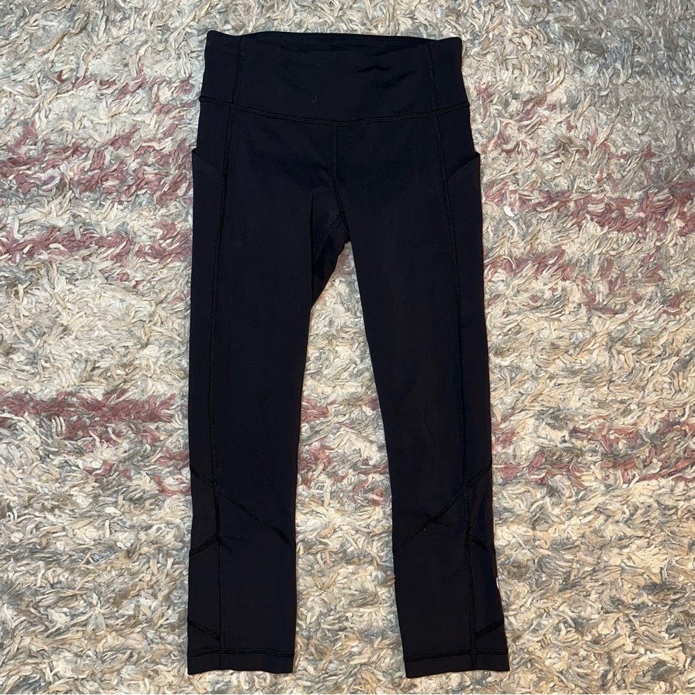 Lululemon 7/8 length black luxtreme leggings 4